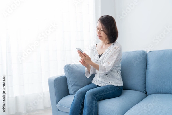 Fototapeta ミドル　シニア女性　ポートレート