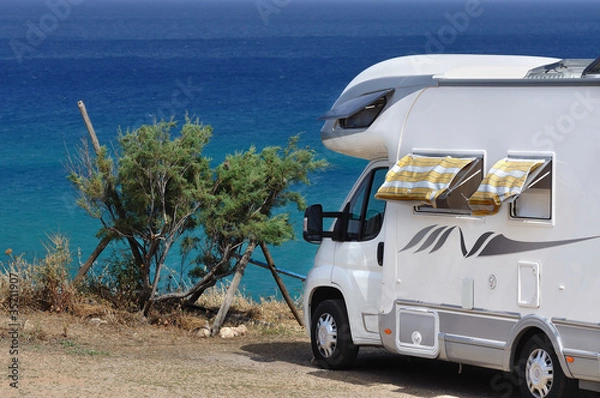 Obraz Camper in sosta sulla spiaggia
