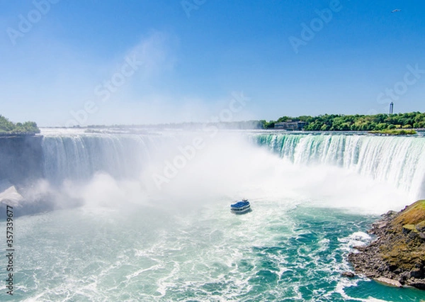 Obraz niagara falls in the summer