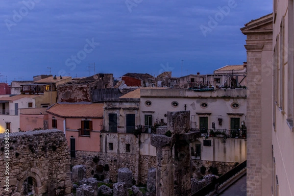 Obraz old houses in ortigia
