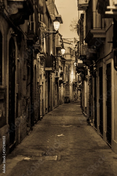 Obraz narrow street in ortigia