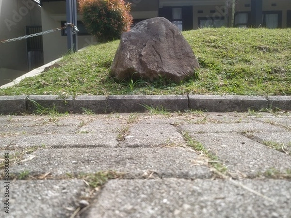 Fototapeta low-angle views of a paving block in a cluster housing