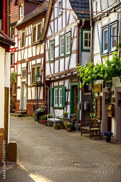 Fototapeta ciche i opuszczone ulice starego niemieckiego miasta