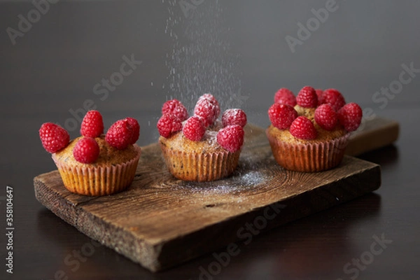 Obraz Babeczki z malinami 