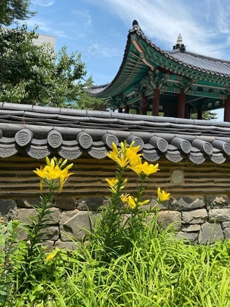 Obraz pavilion in the park