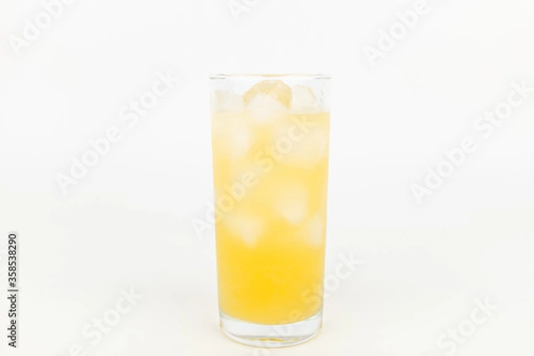 Obraz Fizzy drink on white background