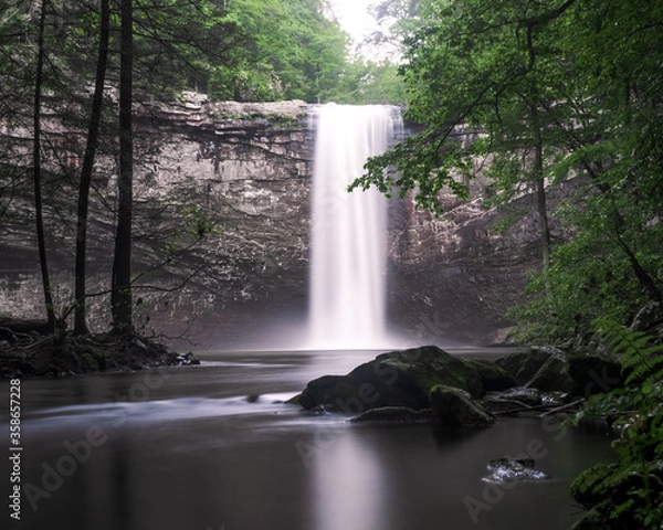 Fototapeta Foster Falls Waterfall in Tennessee