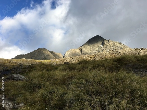 Obraz sunlight on rocks