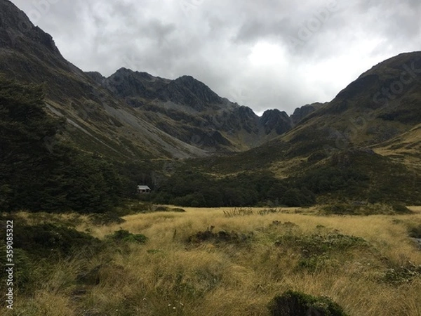 Obraz upper travers hut view 