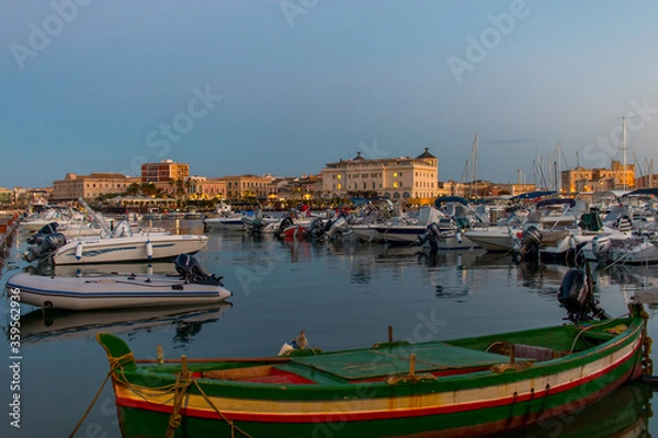Obraz boats in the harbor