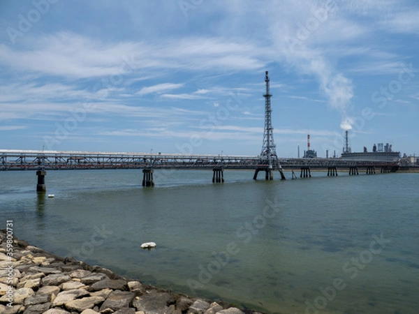 Obraz 工場地帯の橋　広島県大竹市