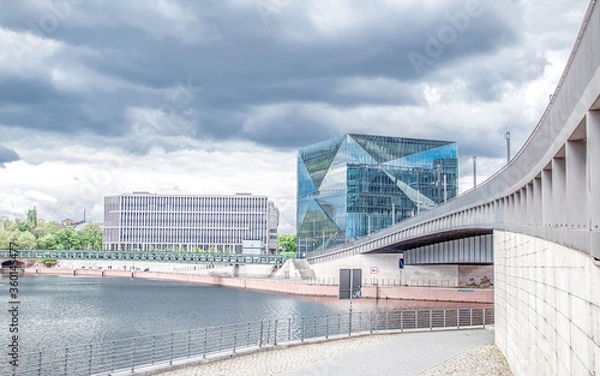 Obraz Cube Berlin za Szprewą