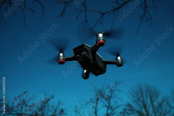 Obraz Latanie dronem