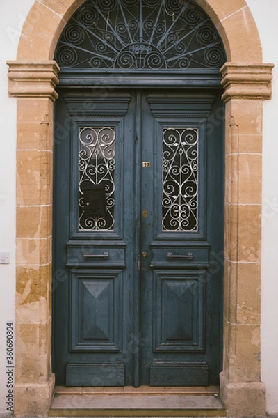 Obraz old wooden door