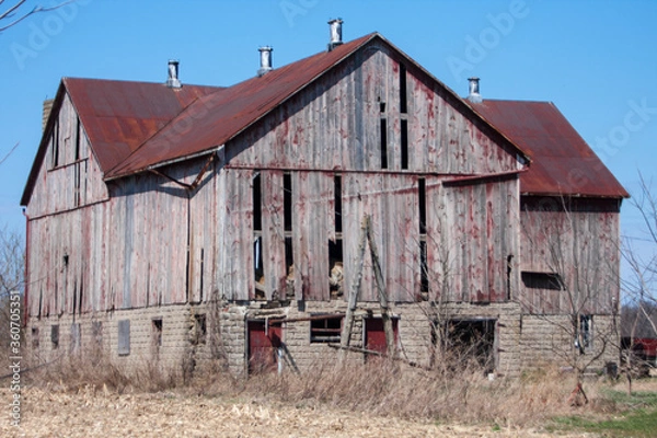 Fototapeta Old dilapidated barn