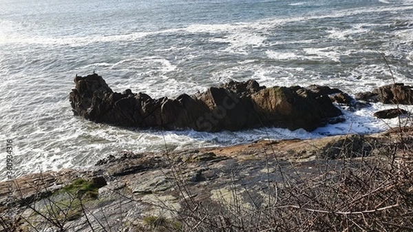 Obraz waves breaking on rocks