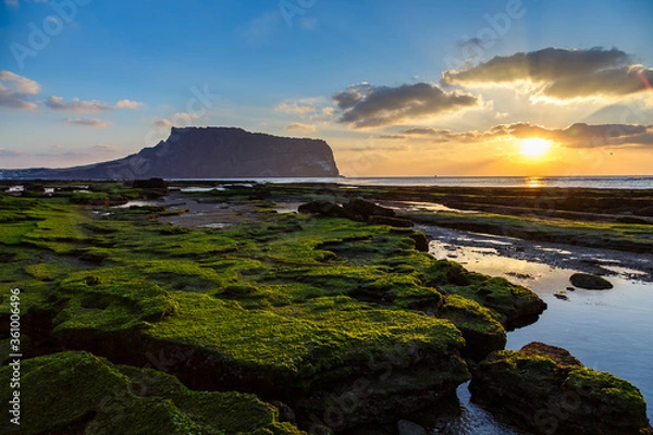 Obraz 대한민국 제주도 성산일출봉의 일출장면