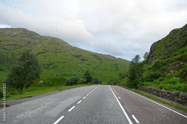 Fototapeta Straße in Schottland