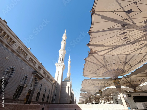Fototapeta Wide angle view of Nabawi Mosque architecture