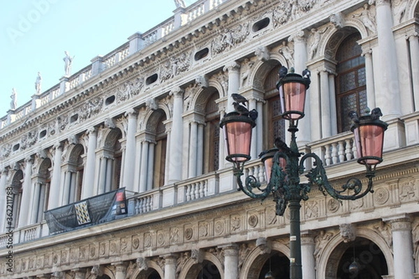 Obraz light in the old city