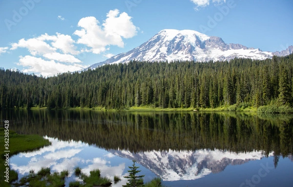 Fototapeta Mt. Rainer over the Reflection Lakes