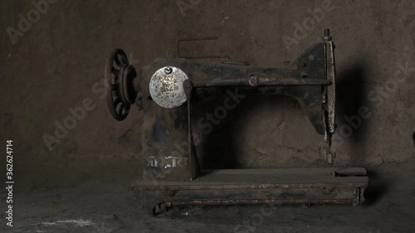 Fototapeta old fashioned sewing machine