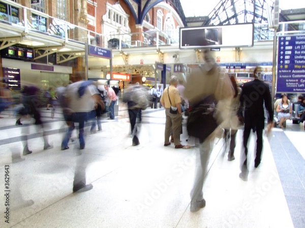 Fototapeta Przenoszenie tłumów 4