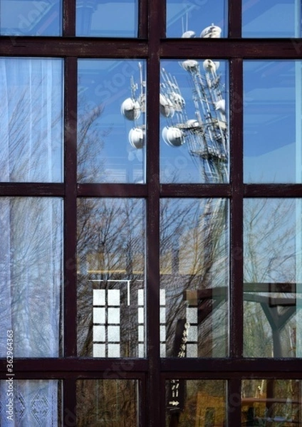 Obraz TV transmitter reflection