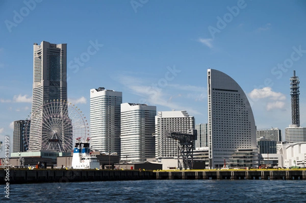 Obraz 海上から望む横浜みなとみらい２１の風景