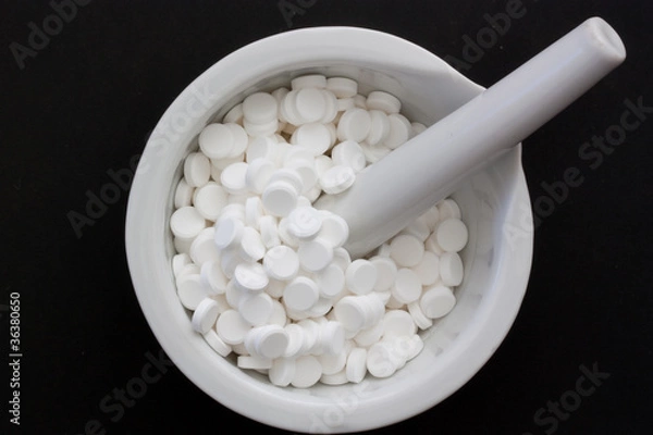 Obraz reibschale mit tabletten