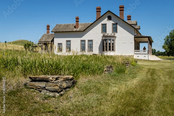 Obraz Old foundations line a field next to the home of General George Custer at Fort Lincoln, Bismarck, North Dakota.