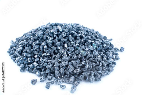 Fototapeta Silicon carbide in petri dish on white background