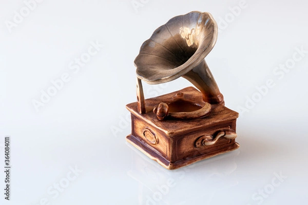 Obraz The Decorative statuette of gramophone on white background