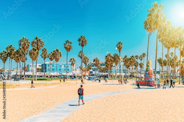 Obraz Famous Los Angeles Beach - Venice Beach with people.