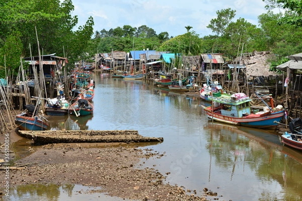 Obraz boats on the river