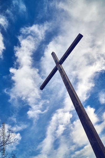 Obraz Sühnekreuz auf dem Rittersberg im Pfälzerwald bei Neustadt an der Weinstraße in Rheinland-Pfalz in Deutschland errichtet im Notjahr 1947 von der Katholischen Mann Jugend des Bistum Speyer.