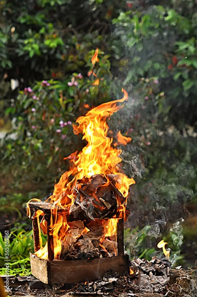 Obraz Fire burning wood & box