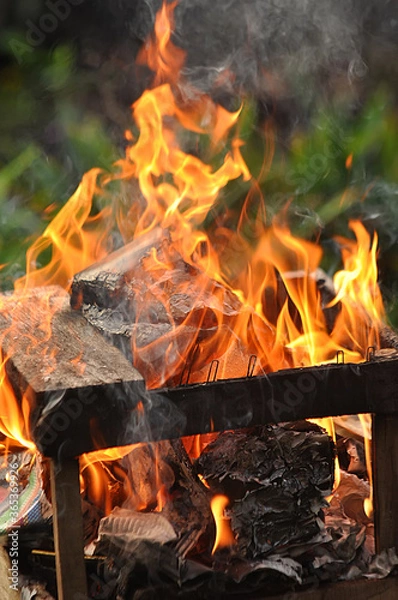 Obraz Fire burning wood & box