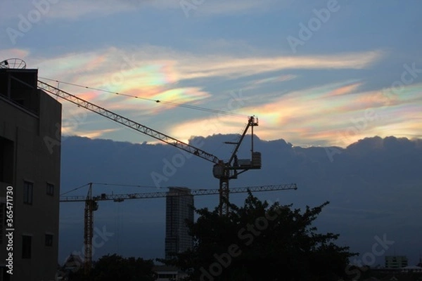 Obraz Rainbow Cloud Over Construction Site