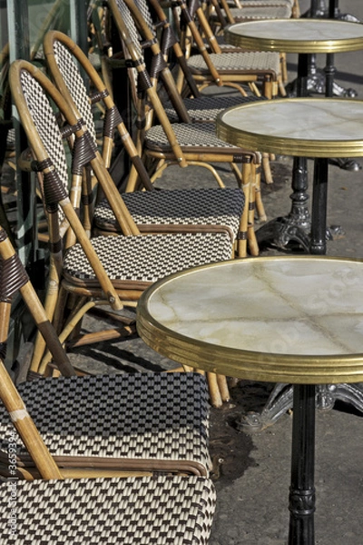Fototapeta Paris an outdoor restaurant waiting for customers