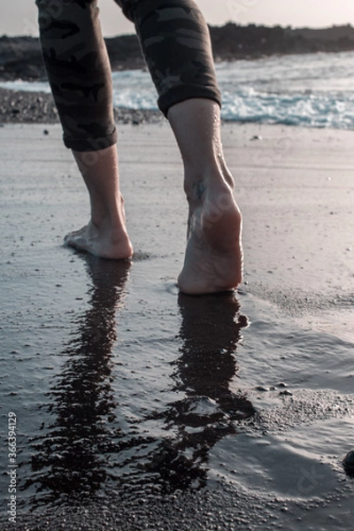 Obraz Kroki na brzegu