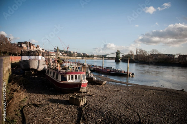 Obraz boats on the river