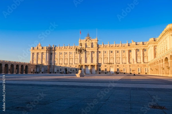 Fototapeta マドリード王宮 夕方