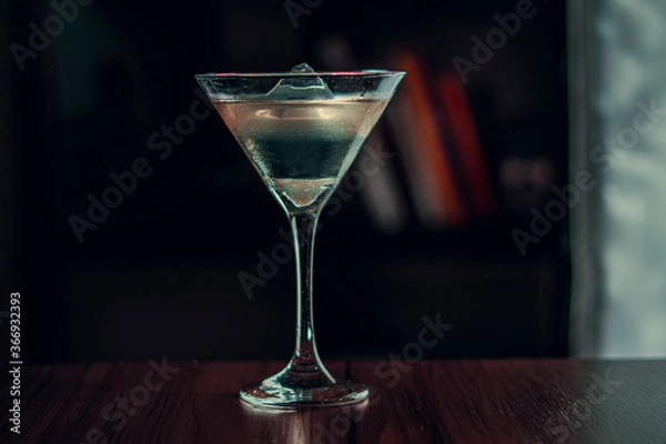 Obraz dry martini and a ice