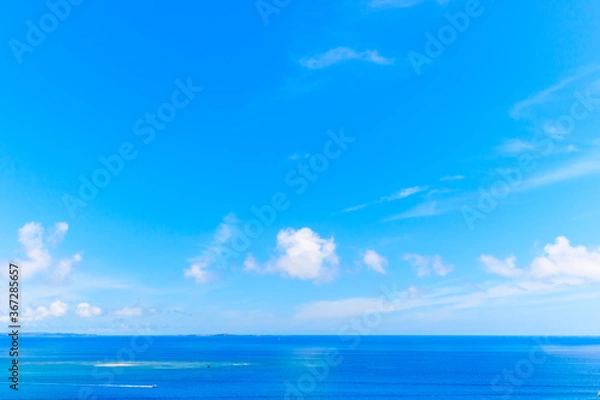 Fototapeta 青い空と広い空が見える町