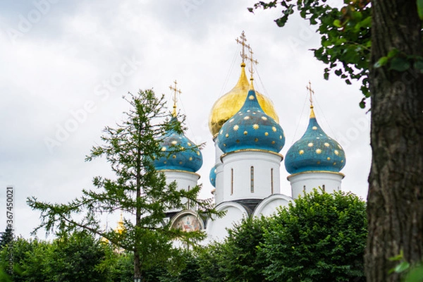 Fototapeta Trinity-Sergius Lavra in Sergiev Posad in summer on a cloudy day