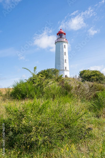 Fototapeta Leuchtturm Dornbusch auf der Insel Hiddensee an der Ostsee