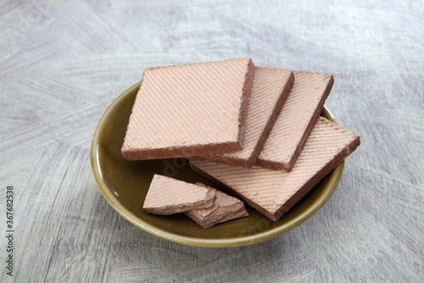 Obraz catechu brick used in tobacco, paan and paan masala industry in Indian Subcontinent.