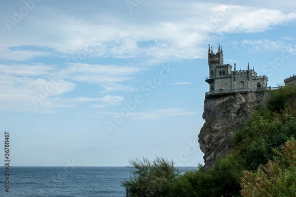 Fototapeta Swallow's nest. A small castle on top of a cliff.