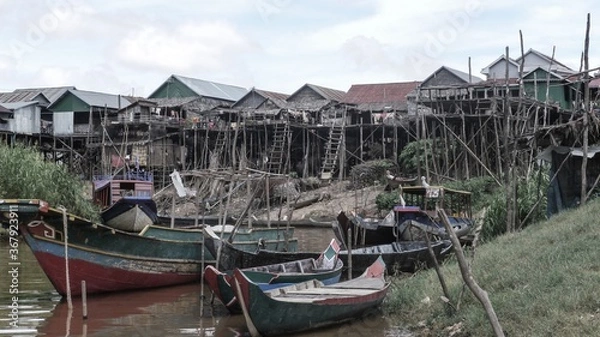 Obraz Famous Fishing village. Houses from kampong  phluk close to Siem Reap. Cambodia.